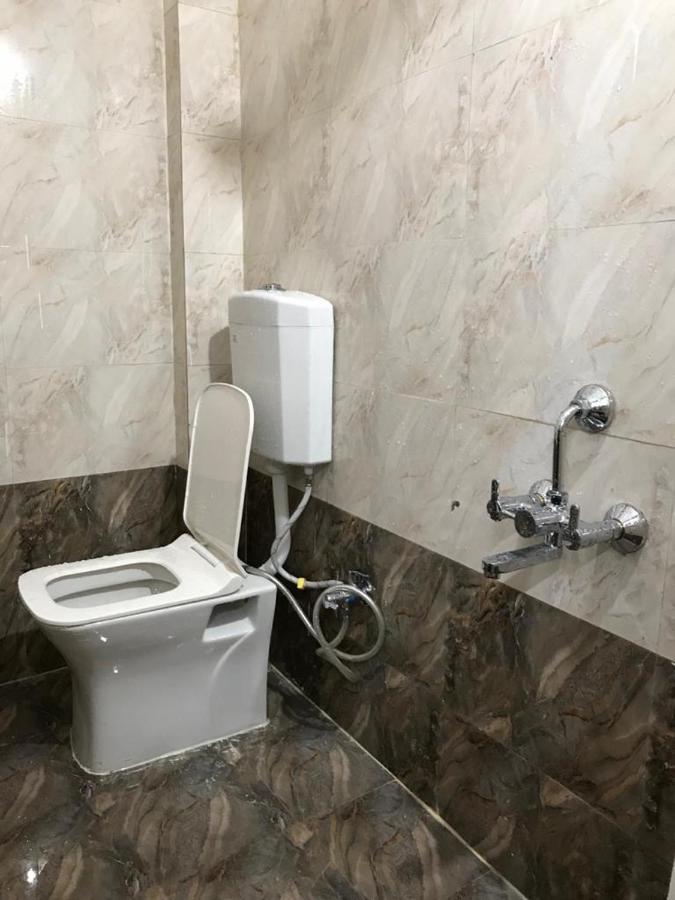 Prestige Guest House & Hostel Bilāspur Екстериор снимка