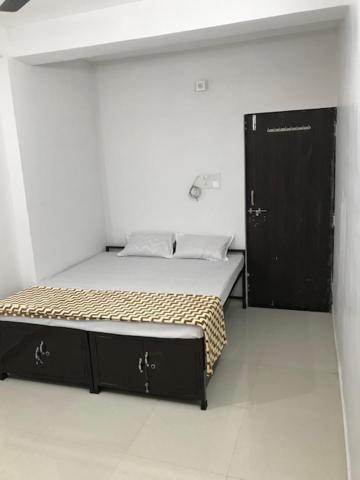 Prestige Guest House & Hostel Bilāspur Екстериор снимка
